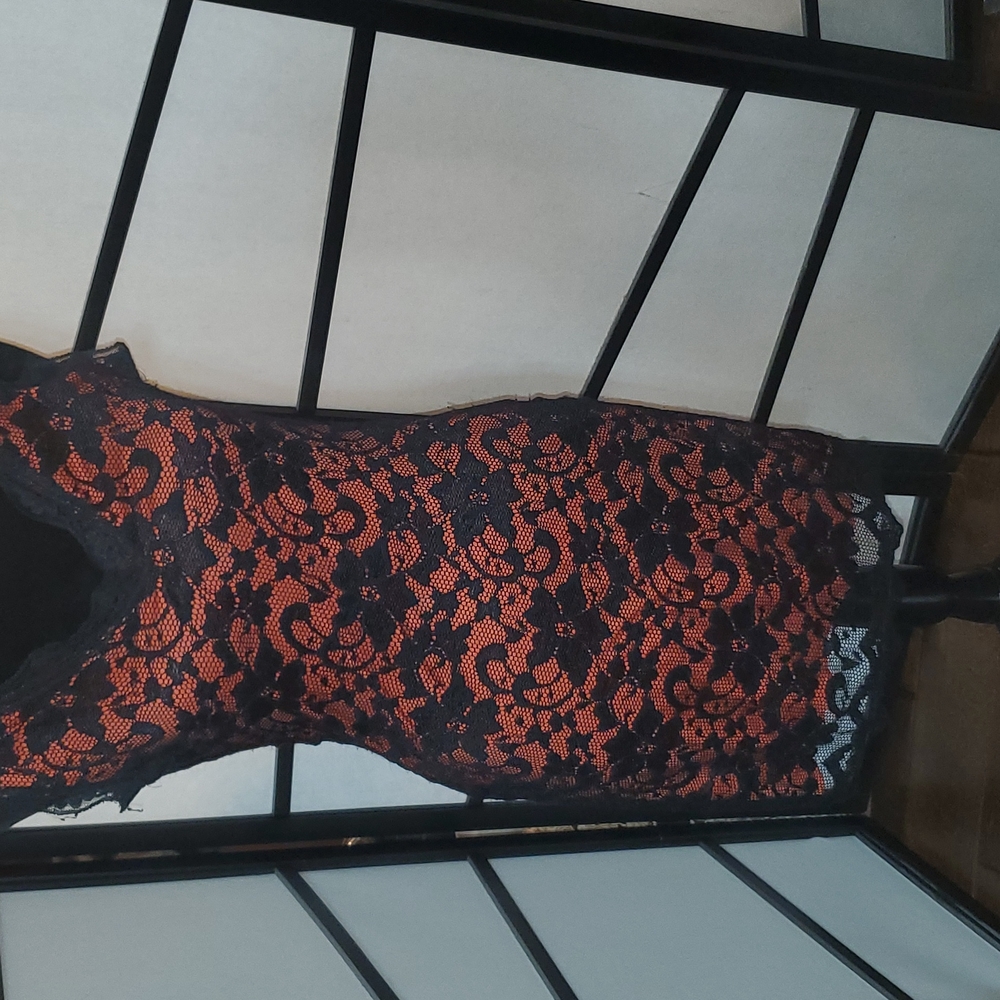 Dress - Picture 3 of 6